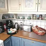 شقة Luxury Seafront House Nearby Delphi *