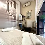 Luxury Seafront House Nearby Delphi Apartment Kirra