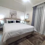 Luxury Seafront House Nearby Delphi * Kirra