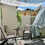 Apartment Luxury Seafront House Nearby Delphi *
