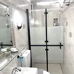 Luxury Seafront House Nearby Delphi 아파트 Kirra