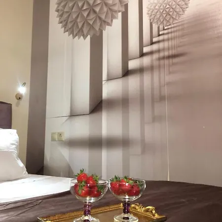 Luxury Seafront House Nearby Delphi Kirra