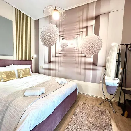 Luxury Seafront House Nearby Delphi Apartment Kirra