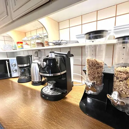 Apartamento Luxury Seafront House Nearby Delphi *