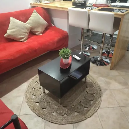 Apartment Luxury Seafront House Nearby Delphi