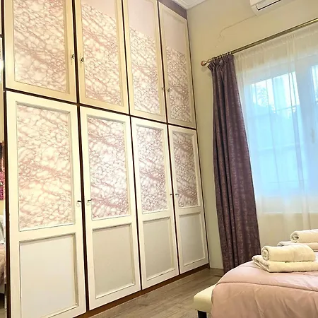 Apartamento Luxury Seafront House Nearby Delphi *