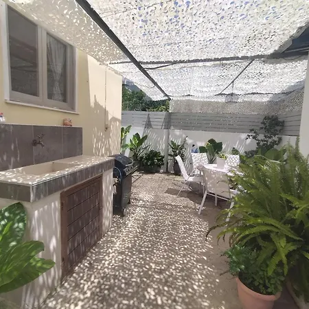 Luxury Seafront House Nearby Delphi