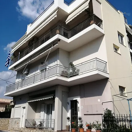 Luxury Seafront House Nearby Delphi