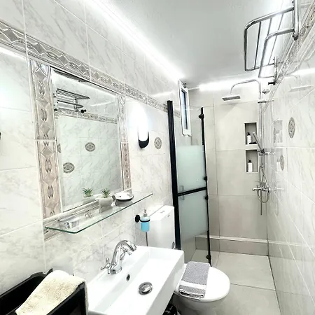 Appartamento Luxury Seafront House Nearby Delphi
