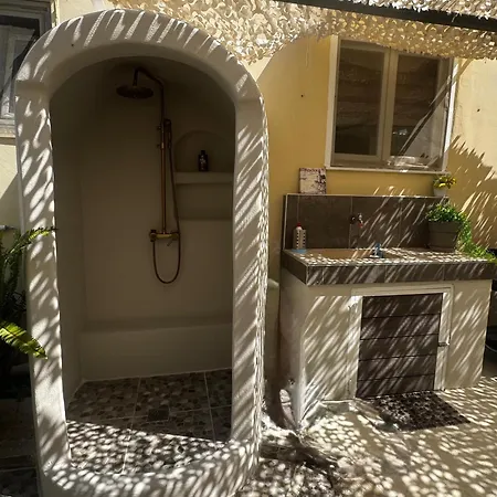 Appartamento Luxury Seafront House Nearby Delphi *