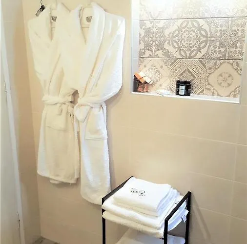 Apartment Luxury Seafront House Nearby Delphi Kirra