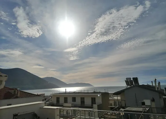 Luxury Seafront House Nearby Delphi * Kirra