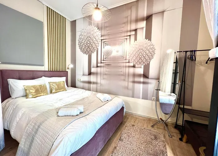 Luxury Seafront House Nearby Delphi Apartment Kirra