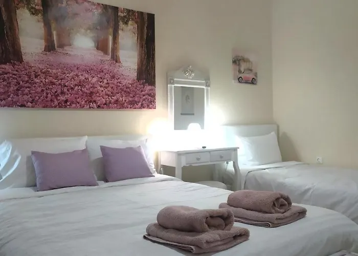 Luxury Seafront House Nearby Delphi Apartment Kirra