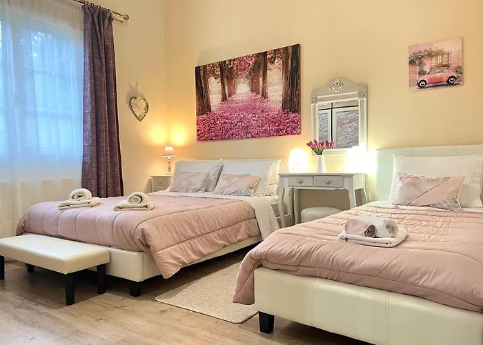 Luxury Seafront House Nearby Delphi Apartment Kirra